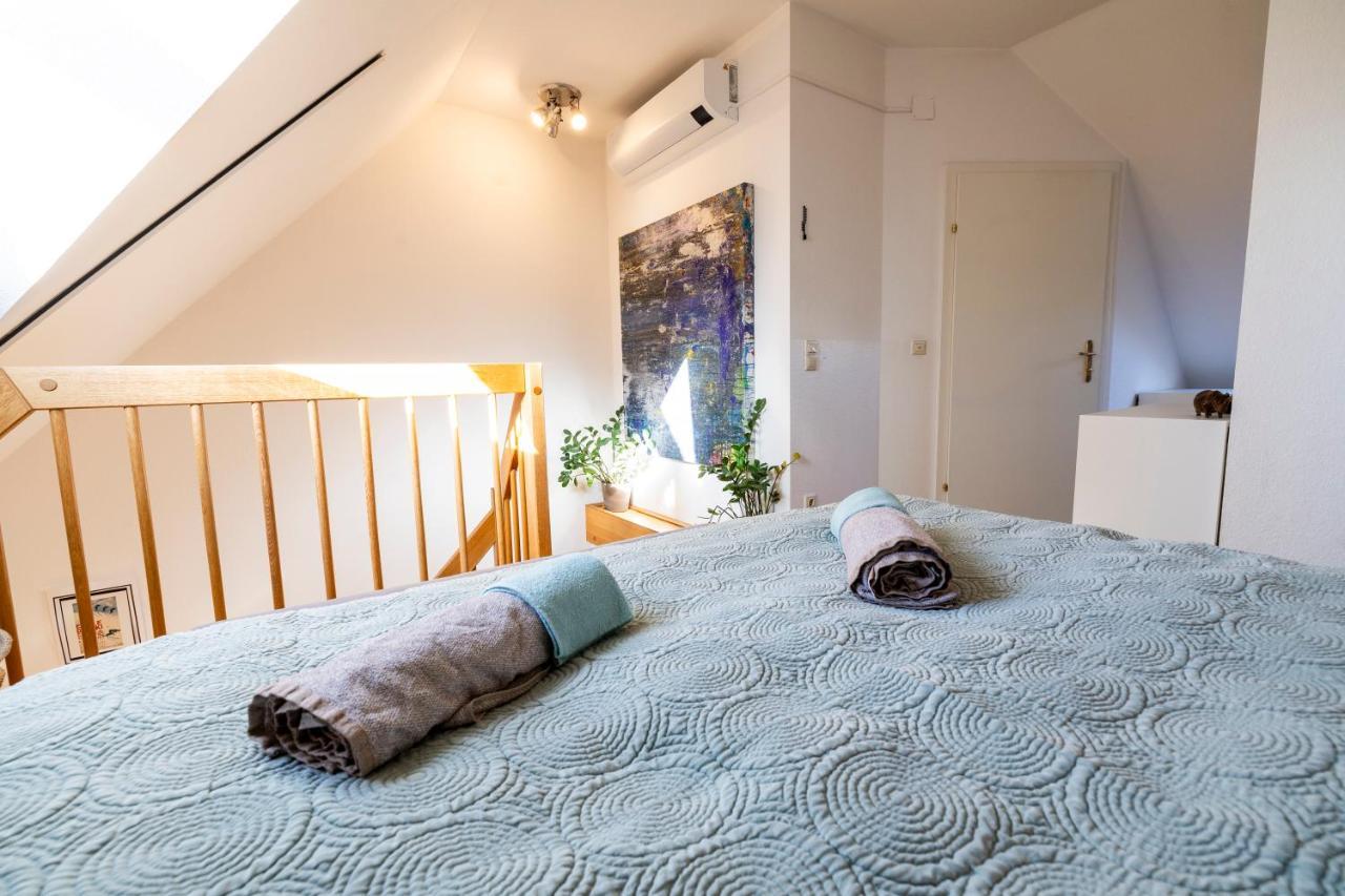 Luxurious Maisonette Apartment At The Heart Of Wina Bagian luar foto