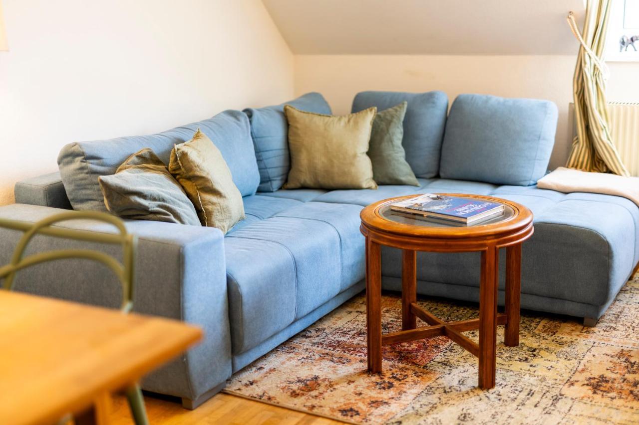 Luxurious Maisonette Apartment At The Heart Of Wina Bagian luar foto