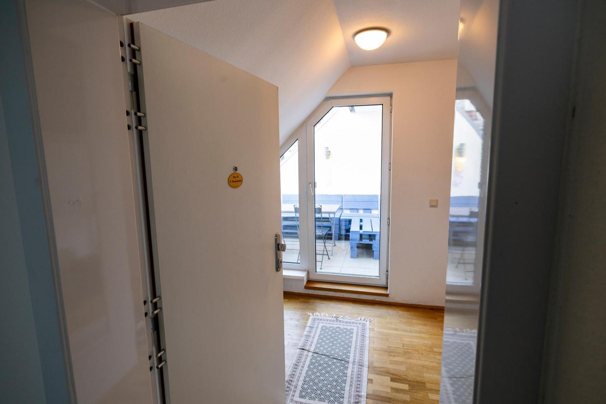 Luxurious Maisonette Apartment At The Heart Of Wina Bagian luar foto
